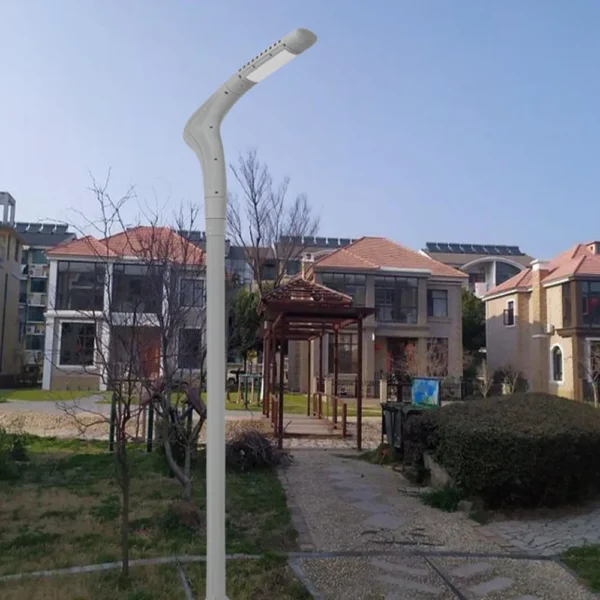 Modern Curved Arm LED Street Light