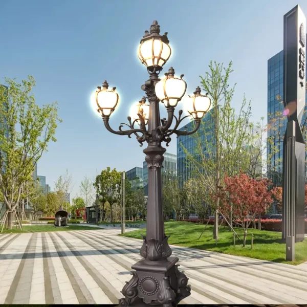 European Vintage 5-Head LED Garden Post Light - Waterproof die-cast Aluminum Outdoor Lamp