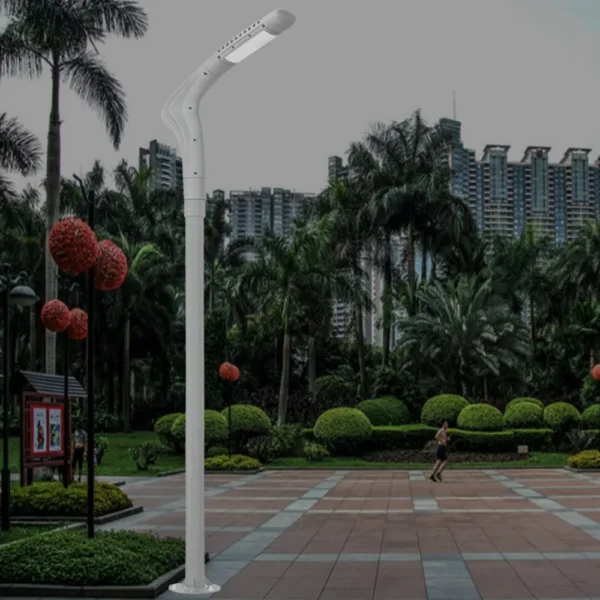 Modern Curved Arm LED Street Light