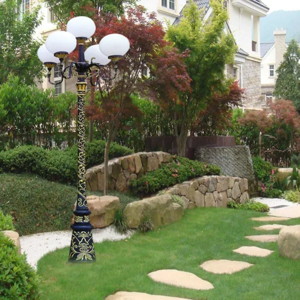 European Retro Garden Lamp